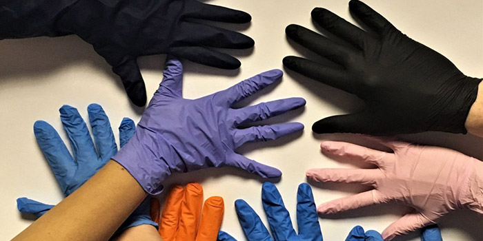 plastic-gloves